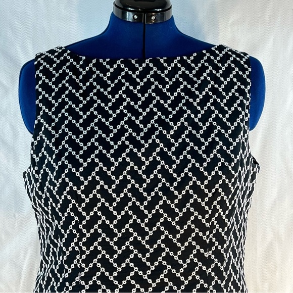 Jones New York Signature Black W/White Embroidery Sleeveless Sheath Dress 16 - Picture 2 of 8